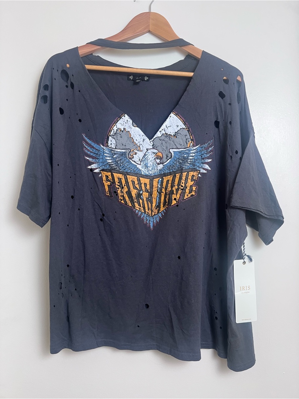 NWT Iris Los Angeles 2XL Distressed Eagle Graphic Choker Tee